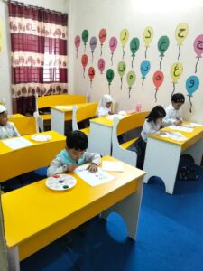 Home class photo (10)